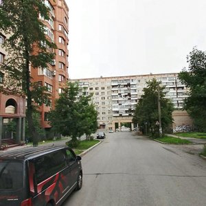 Kommuny Street, 69, : foto