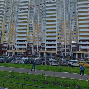 Москва, Улица Авиаконструктора Петлякова, 31: фото