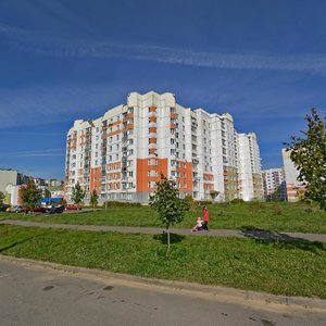 Aliesia Garuna Street, 6, Minsk: photo