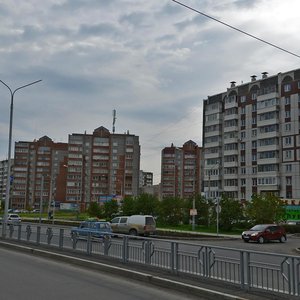 Красноярск, Улица Молокова, 17: фото