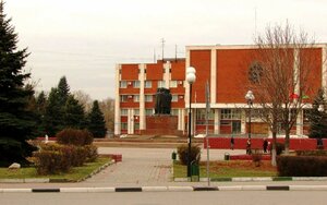 Oktyabrskaya Square, 2, : foto