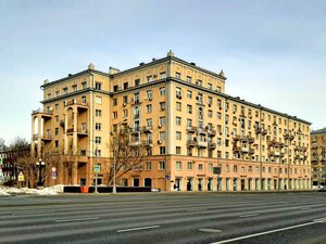 Москва, Ленинский проспект, 18: фото