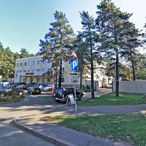 Zhylunovicha Street, 11, : foto