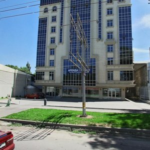 Auezov Street, 48, Almaty: photo