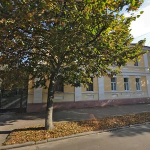 Vulytsia Kyrponosa, 17, Chernihiv: photo