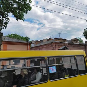Ровно, Дубенская улица, 25: фото