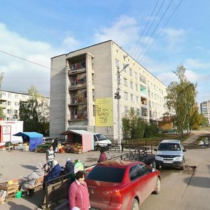 Бор, Улица 2-й Микрорайон, 4: фото