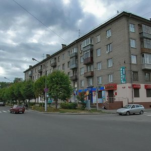 Череповец, Улица Ленина, 92А: фото