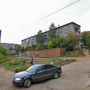 Киров, Улица Розы Люксембург, 33: фото