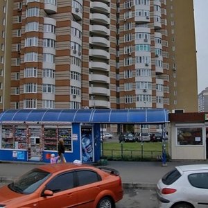 Urlivska Street, No:16/37, Kiev: Fotoğraflar