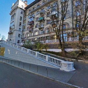 Kruhlouniversytetska Street, 13 ، كييف: صورة