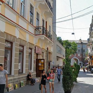 Valova vulytsia, 9, Ternopil: photo
