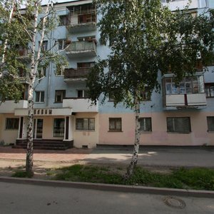 Khokhryakova Street, 69, : foto
