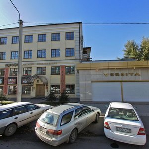 Ulitsa Oktyabrskoy Revolyutsii, 2/2, : foto