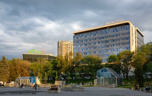 Алматы, Проспект Достык, 104А: фото