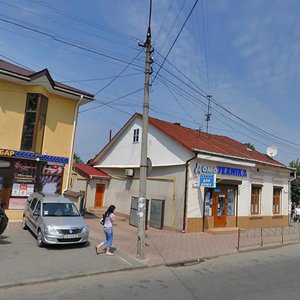 Storozhynetska vulytsia, 2, Chernivtsi: photo