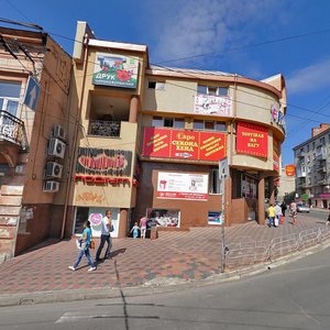 Тернополь, Улица Митрополита Андрея Шептицкого, 2: фото