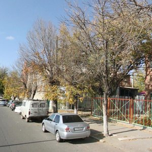 Naberezhnaya 1 Maya Street, 67, Astrahan: photo