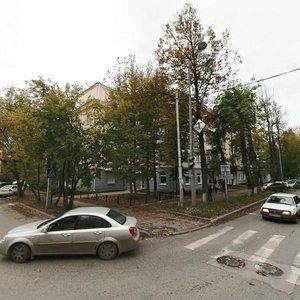 Пермь, Улица Коминтерна, 9: фото