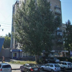 , Cheluskincev Street, 52: foto