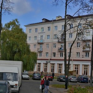 Traktarabudawnikow Boulevard, 5, : foto