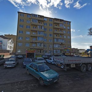 Краснодар, Улица имени В.М. Комарова, 30: фото
