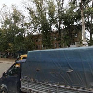 Астрахань, Улица Космонавта Комарова, 65: фото