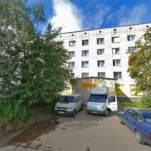 Kosmonavtov Street, 8, : foto