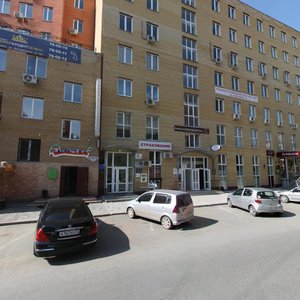 Volodarskogo Street, 14, Tyumen: photo