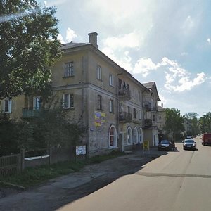 Pushkina Street, 8, Kirovsk: photo