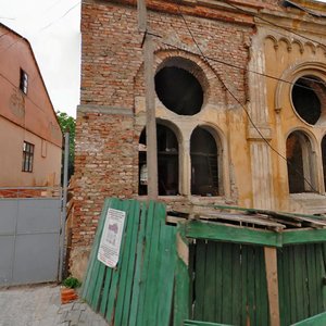 Vulytsia Sadovskoho, 11, Chernivtsi: photo