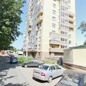 Tankistov Street, 9, : foto