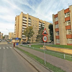 Минск, Улица Семёнова, 11: фото
