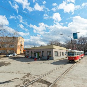 Екатеринбург, Улица Машиностроителей, 13Б: фото