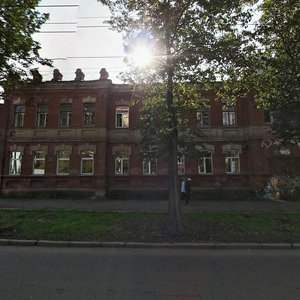 Revolyutsii Street, 61к1, Perm: photo