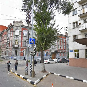 Ulitsa imeni Sakko i Vantsetti, 55, Saratov: photo
