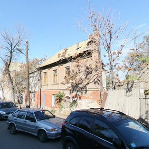 Астрахань, 3-я Интернациональная улица, 27: фото