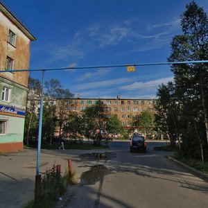 Polyarnye Zori Street, 43к1, Murmansk: photo