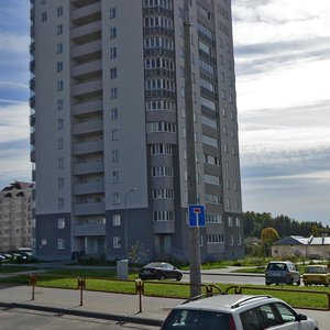 Juryja Siemianiaki Street, 2, Minsk: photo