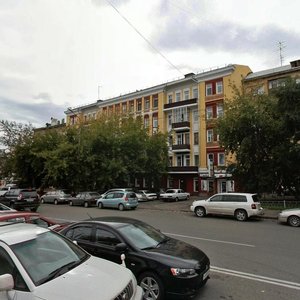 Ulitsa Parizhskoy Kommuny, 3 ، كراسنويارسك: صورة
