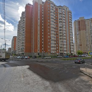 Pobedy Avenue, 10/18, : foto