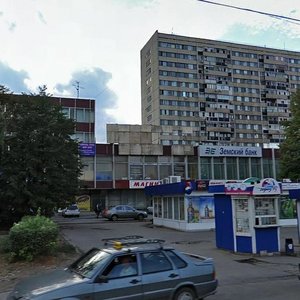 Revolyutsionnaya Street, 52с1, Togliatti: photo