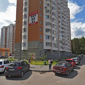 Izumrudniy Quarter, 10 ، : صورة
