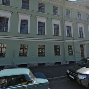 Teatralnaya Square, 18, Saint Petersburg: photo