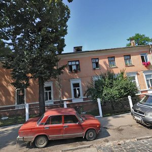 Holovna vulytsia, 100, Chernivtsi: photo