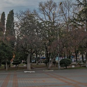 Oktyabrskoy Revolyutsii Street, 5, Tuapse: photo