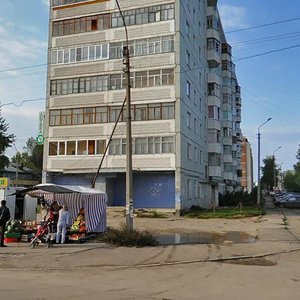 Oktyabrskiy Avenue, 124, : foto