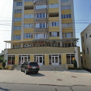 Vulytsia Heroiv Maidanu, 110, Chernivtsi: photo