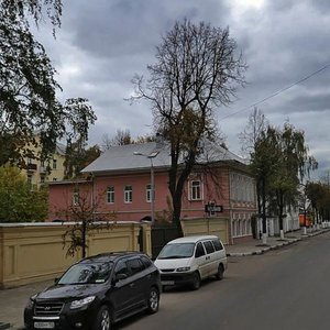 Trefoleva Street, 11, Yaroslavl: photo