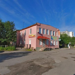 Sovetskiy Avenue, 26, Kola: photo